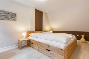 1 chambre, lit parapluie, Wi-Fi, draps fournis
