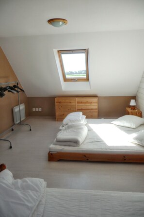 3 chambres, fer et planche à repasser, accès Internet