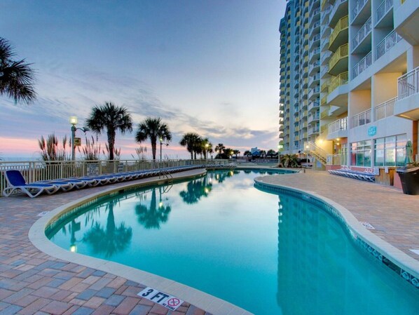 Indoor pool, outdoor pool