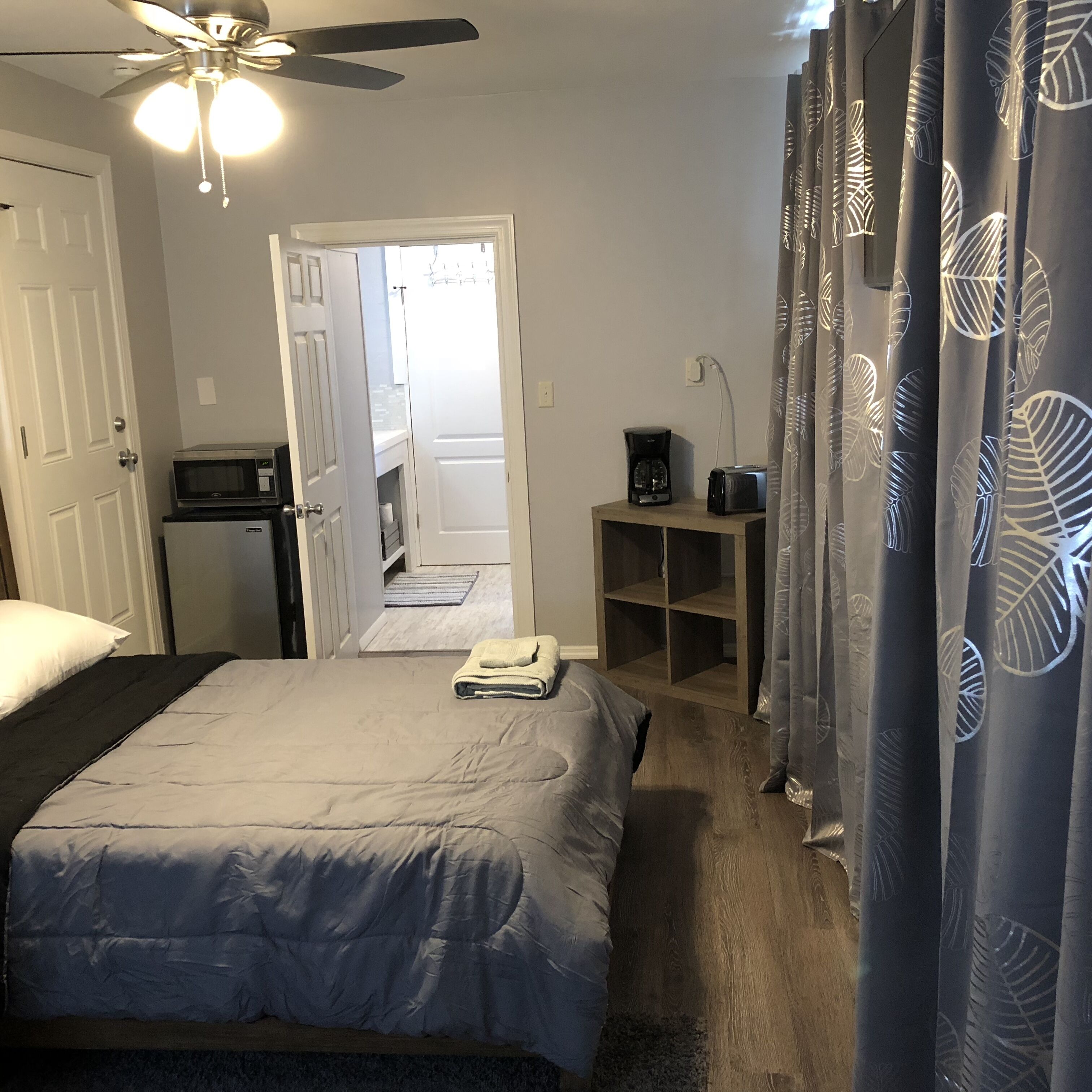 1 bedroom, iron/ironing board, WiFi