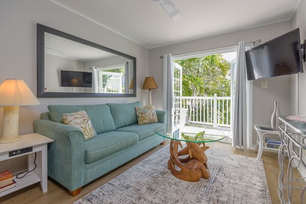 TV - SOUTHARD COMFORT at The Truman Annex in Key West (Key West)