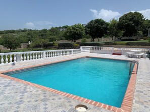 Outdoor pool - Beautiful 3 Bedroom Villa with swimming pool, overlooking The Caribbean Sea (Greenside, Falmouth)