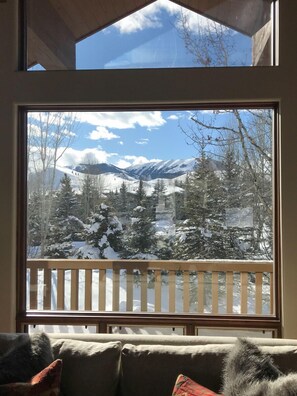 Interior - Holiday Dates Available! Impeccable Ski Home in Elkhorn Community with Mountain (Sun Valley)