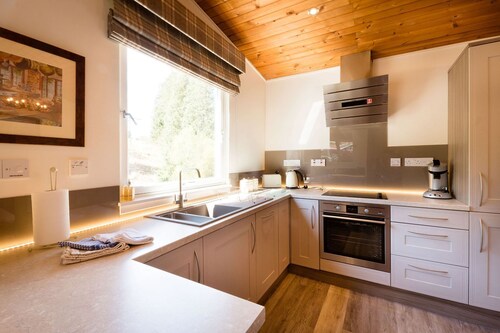 Deerstalker. Beautiful 5 star, 1 bedroom chalet sleeps up to 2