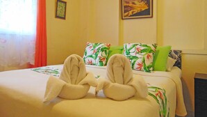 Casa básica, 2 habitaciones, frente al mar | Ropa de cama de alta calidad, camas extra y wifi 