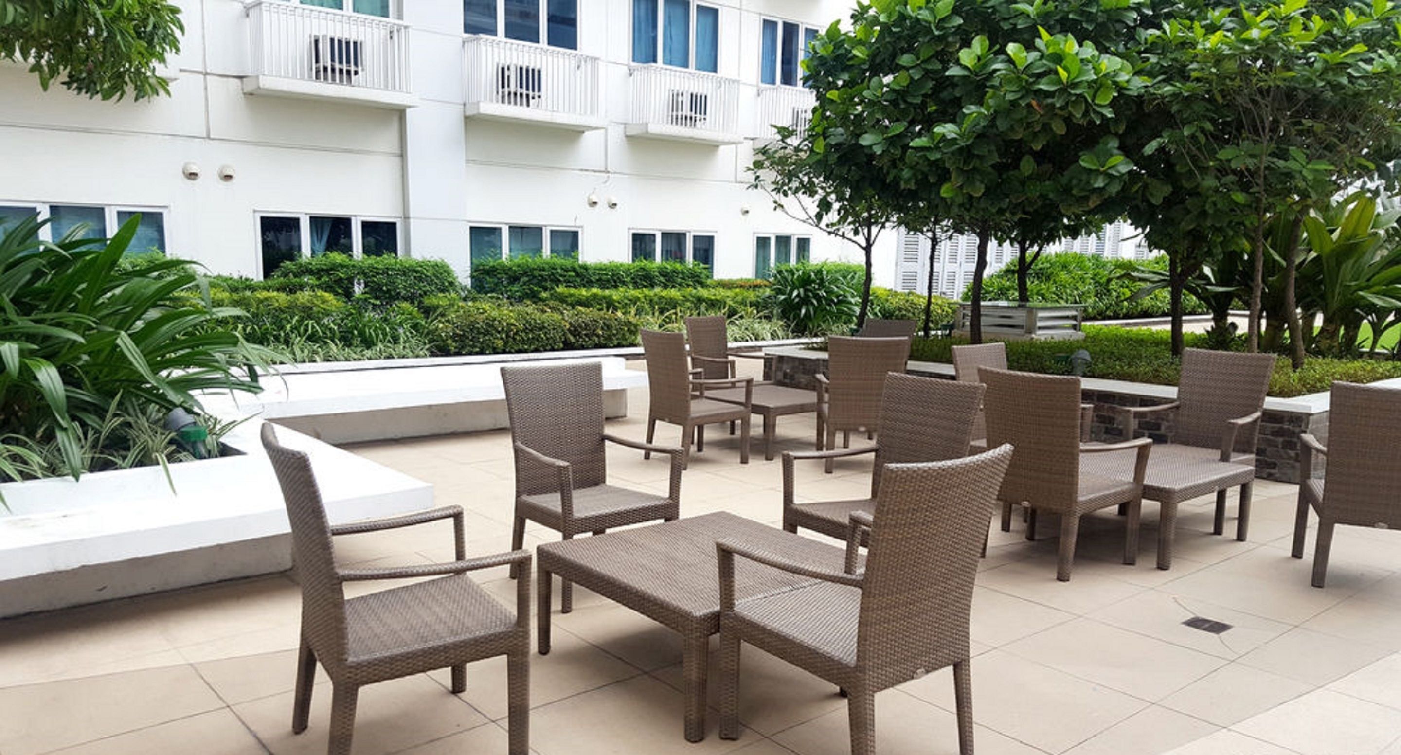 Tempat makan outdoor