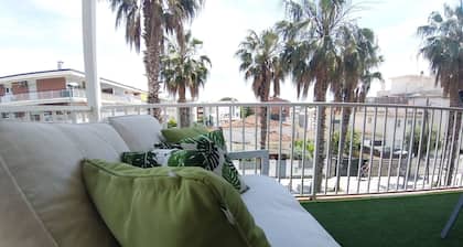 FAMILY DELUXE APARTMENT BEACH