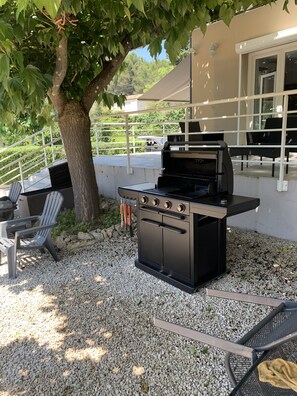 Terrace/patio - Beautiful villa with its private pool near Aix en Provence  (Gardanne)