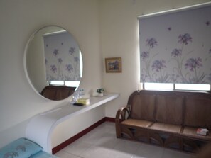 ロマンティック ダブルルーム ダブルベッド 1 台 | 1 室のベッドルーム、デスク、防音設備、可動式ベッド