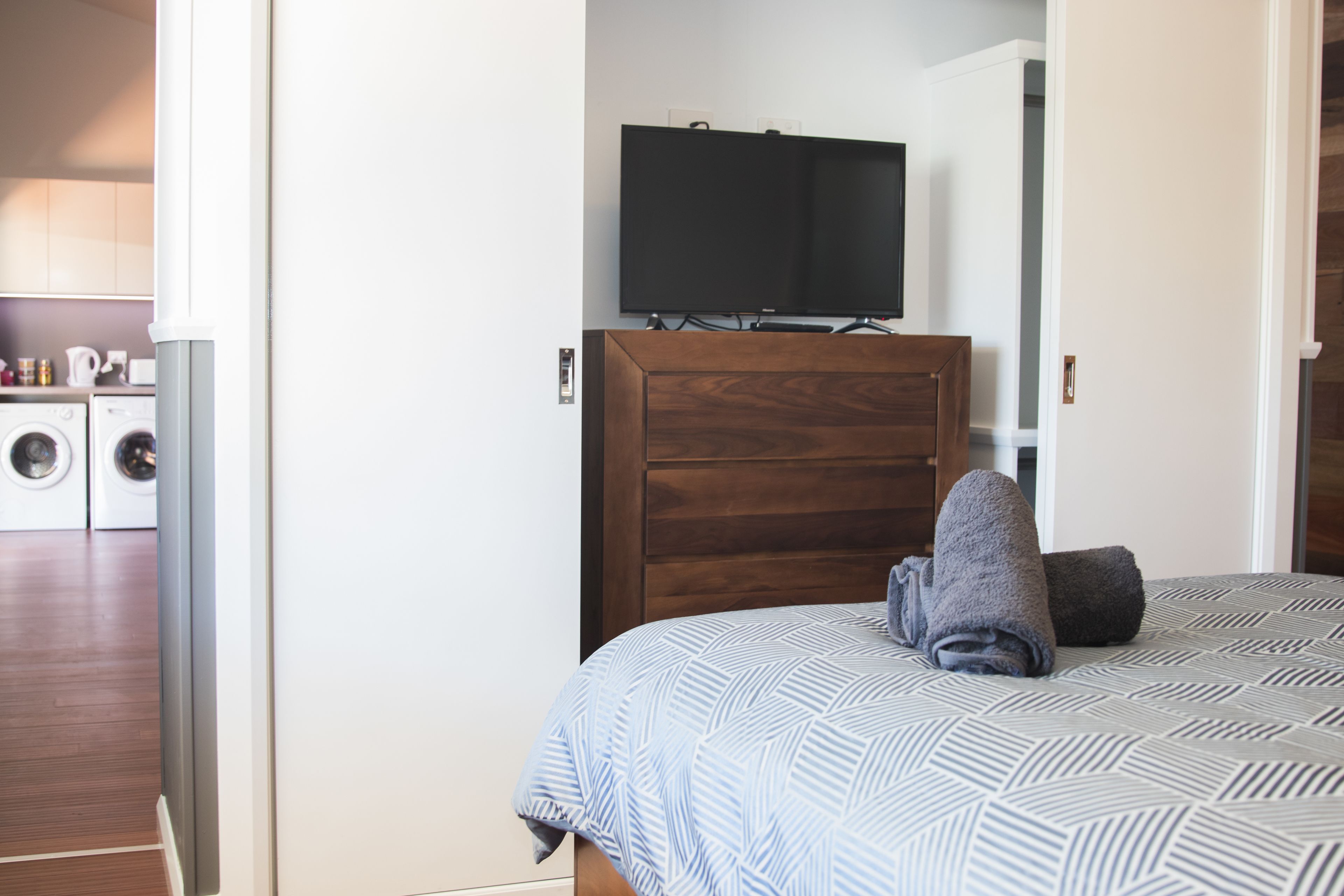 1 間臥室、遮光布/窗簾、隔音、熨斗/熨衣板