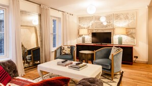 Superior House, 3 Bedrooms, City View | Living area - Presidential Portobello, 3 Bedroom Home (London)
