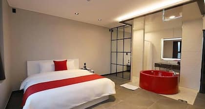 Dongducheon Hotel The Gray