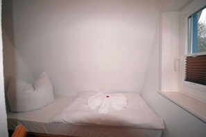 Nicht klassifiziertes Bild, 2 von 13, Schaltfläche