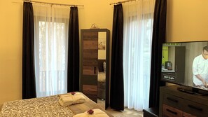 1 chambre, coffres-forts dans les chambres, Wi-Fi gratuit, draps fournis