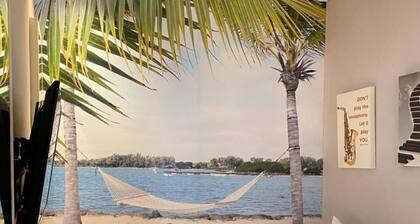 Front One Boutique Karawang