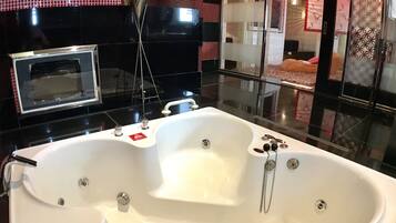 Bañera de hidromasaje privada
