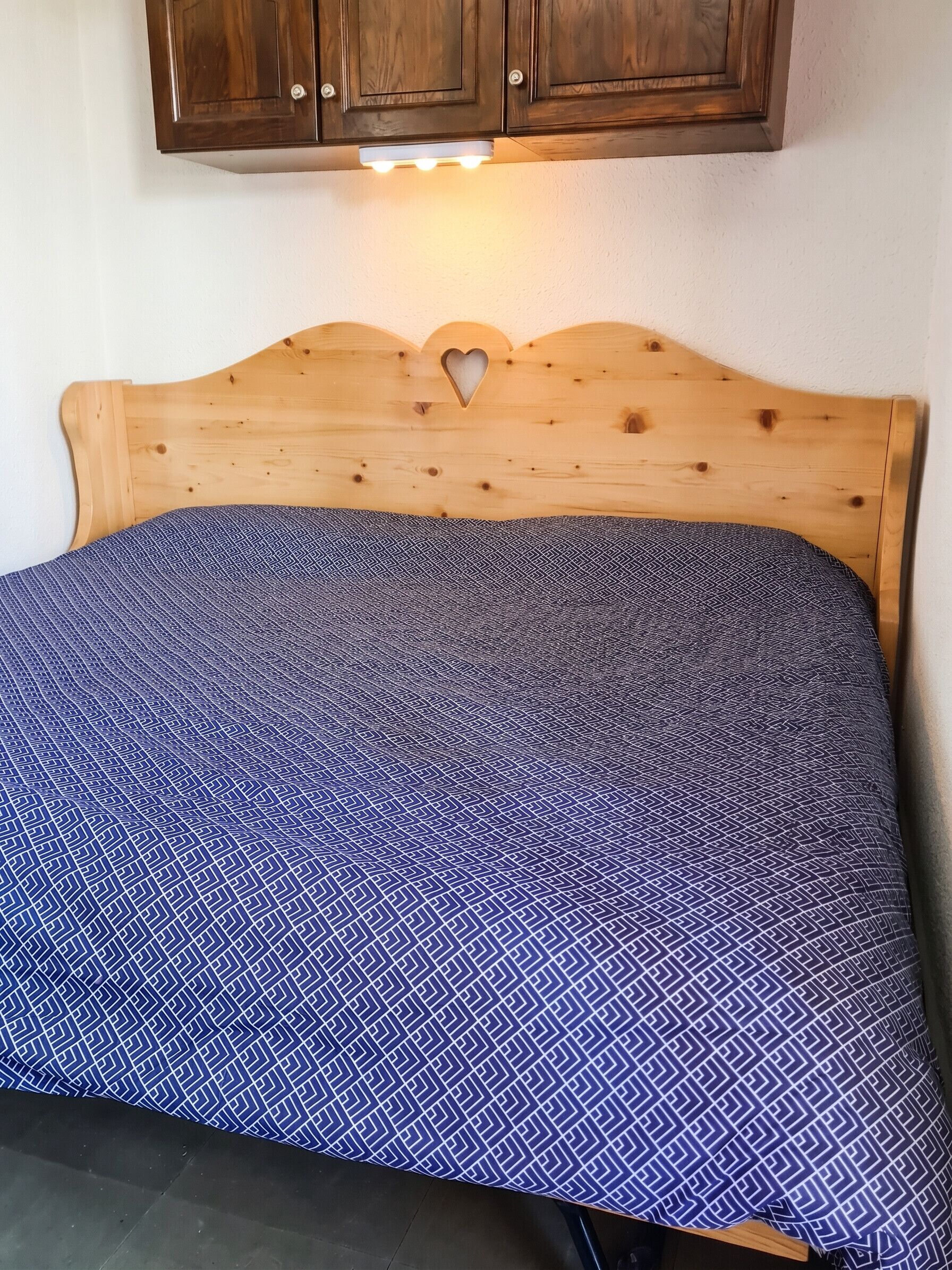Iron/ironing board