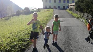 Enceinte de lâhĂ©bergement