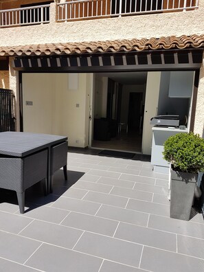 Terrace/patio - Studio Seaside at st cyr sur mer (Saint-Cyr-sur-Mer)