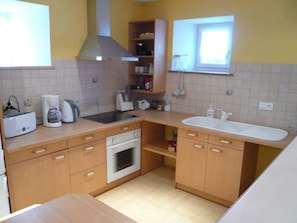 Frigorifero, microonde, lavastoviglie, freezer