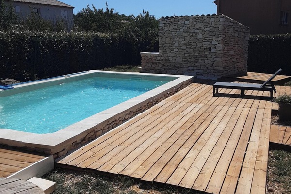 Vue sur piscine
