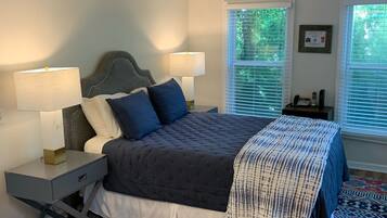 2 chambres, fer et planche à repasser, Wi-Fi gratuit, draps fournis