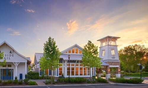 Bayside - Beach/Golf 4BR/3.5B+Enclosed Loft/Game Room - Backs to Private Pond