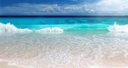 150 PIES A LA PLAYA HERMOSA