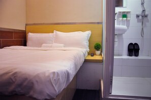 Desk, soundproofing, free WiFi - i-Hotel Cameron Road (Kowloon)