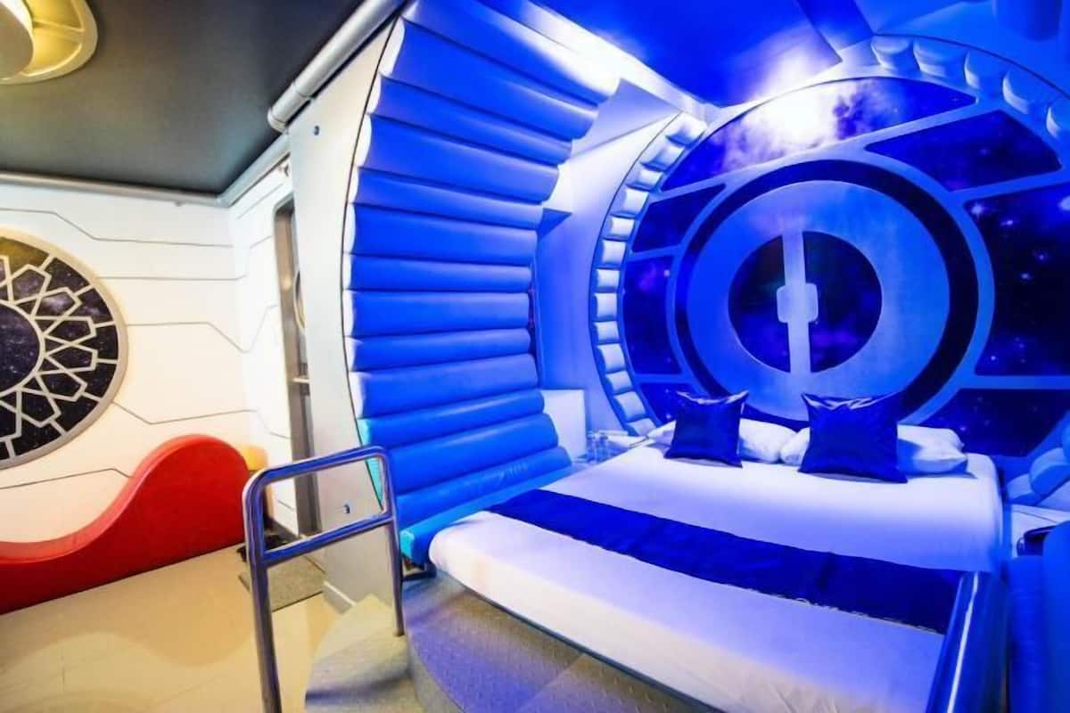 Wifi gratis y ropa de cama