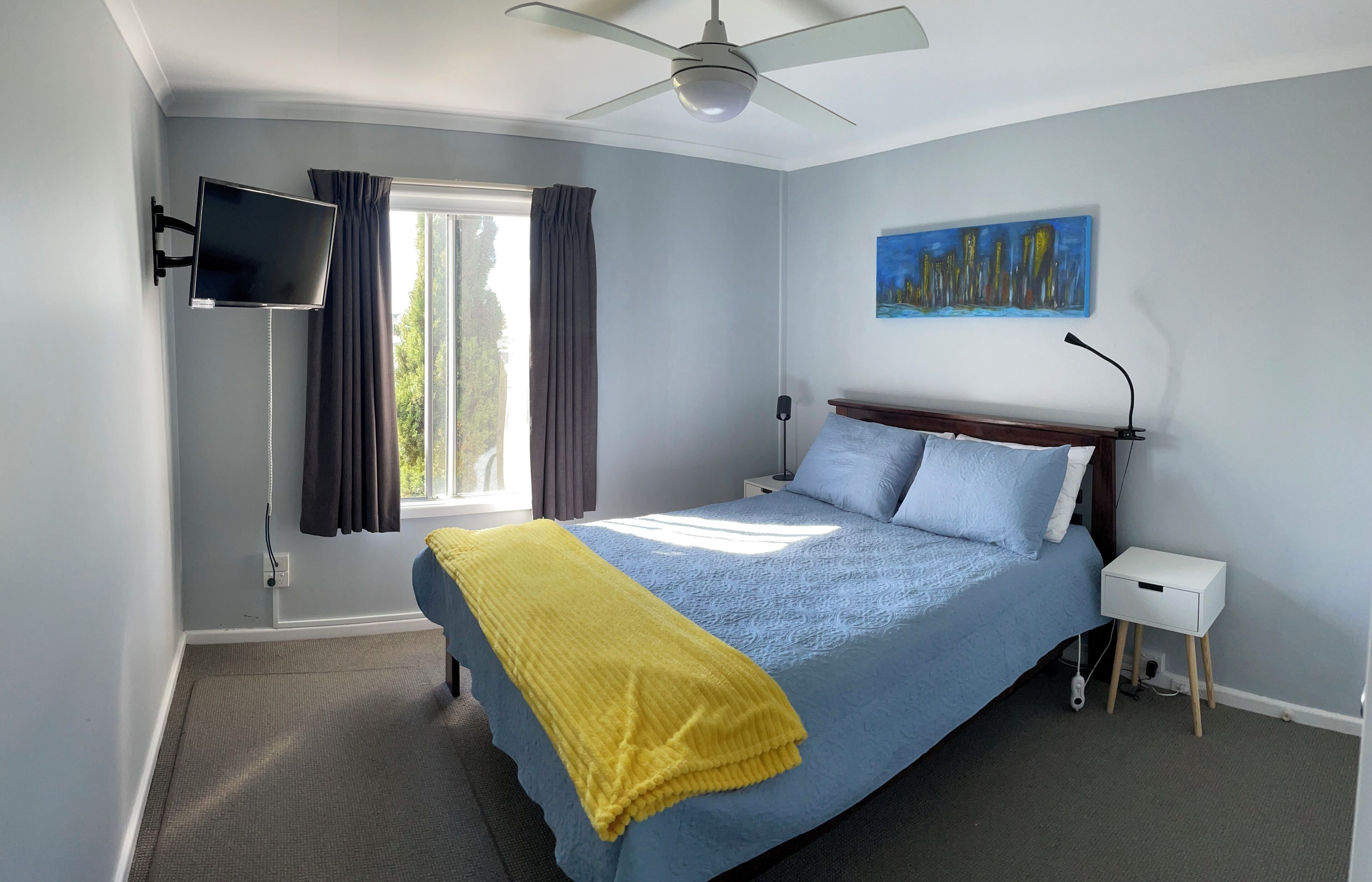 2 chambres, fer et planche à repasser, Wi-Fi gratuit, draps fournis