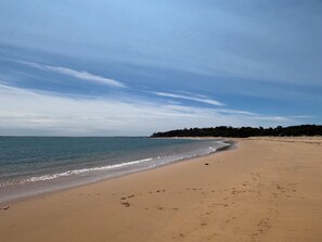 Beach nearby, sun loungers