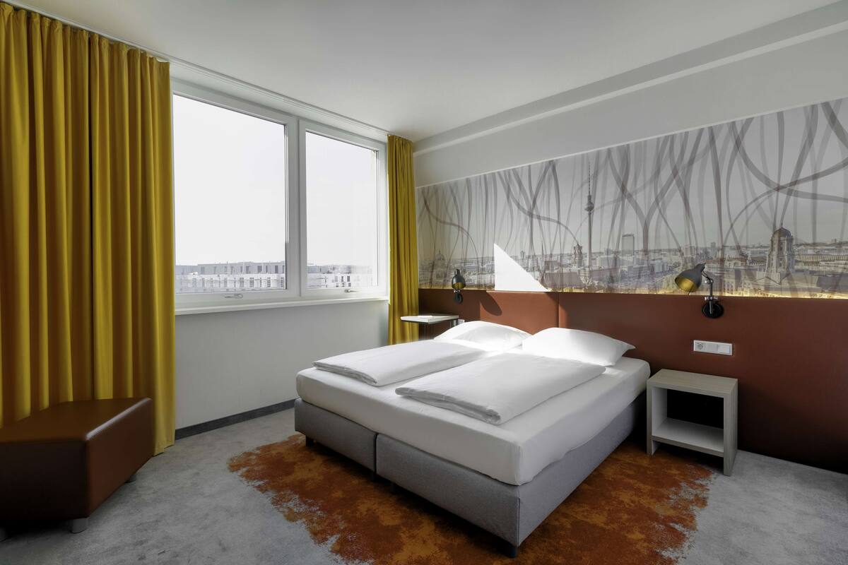 Kamar Standar, 1 Tempat Tidur King | Seprai antialergi, tirai kedap cahaya, dan kedap suara