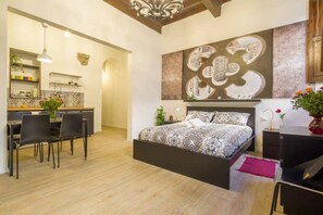 2 bedrooms, iron/ironing board, WiFi, bed sheets - Capponi Suite fantastic, BRAND-NEW 2-bedroom apartment (Firenze)
