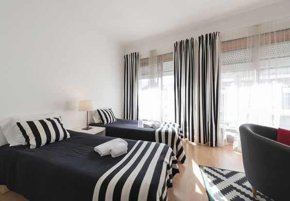 Iron/ironing board, free WiFi, bed sheets, wheelchair access