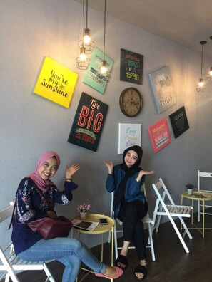 Lobby sitting area - 1992 Capsule Hotel - Hostel (Malacca City)