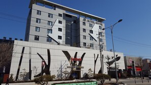 Fachada da propriedade