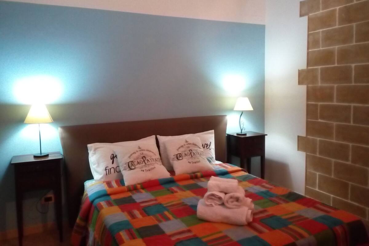 Double Room | 1 bedroom, premium bedding, minibar, desk