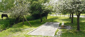 Comfortable cottage with spa in Mont St Michel Bay