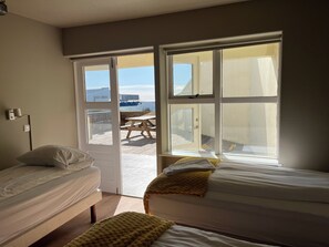 Családi négágyas szoba | Sötétítőfüggöny és ingyenes wifi