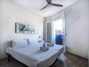 2 camere, ferro/asse da stiro, Wi-Fi gratuito, lenzuola