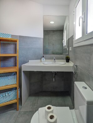 Hårtørrer, håndklæder