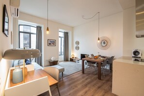 TV - Modern apartment in the heart of Lisbon - TTL327 (Lisboa ciudad)