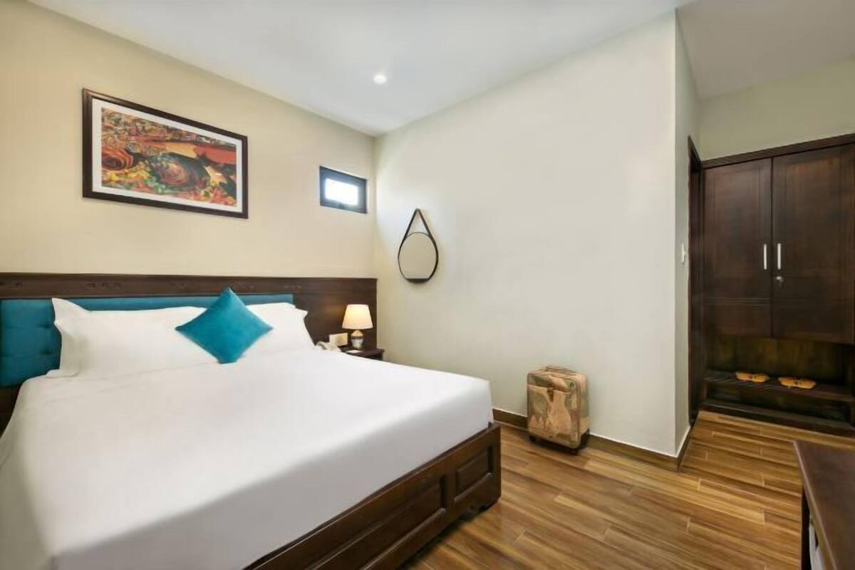 In-room safe, desk, blackout drapes, iron/ironing board