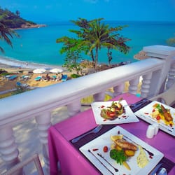 Daily buffet breakfast (THB 250 per person)
