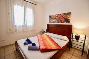 3 camere, ferro/asse da stiro, Wi-Fi gratuito, lenzuola