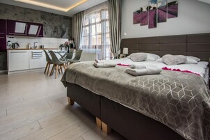 高档床上用品、特色装修、特色家居、熨斗/熨衣板