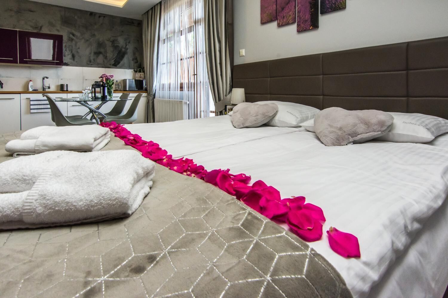 Roupas de cama premium, individualmente decorados