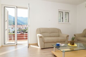 Apartment, 1 Bedroom | 1 bedroom, in-room safe, cribs/infant beds, free WiFi - Apart-hotel Iris (Alanya)