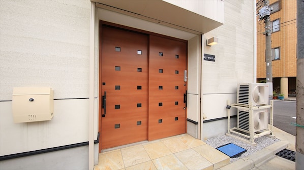 Entrada de la propiedad